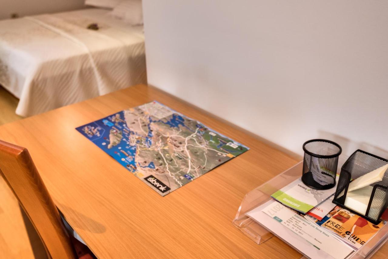 Studio Maslina Apartment ชิเบนิก ภายนอก รูปภาพ